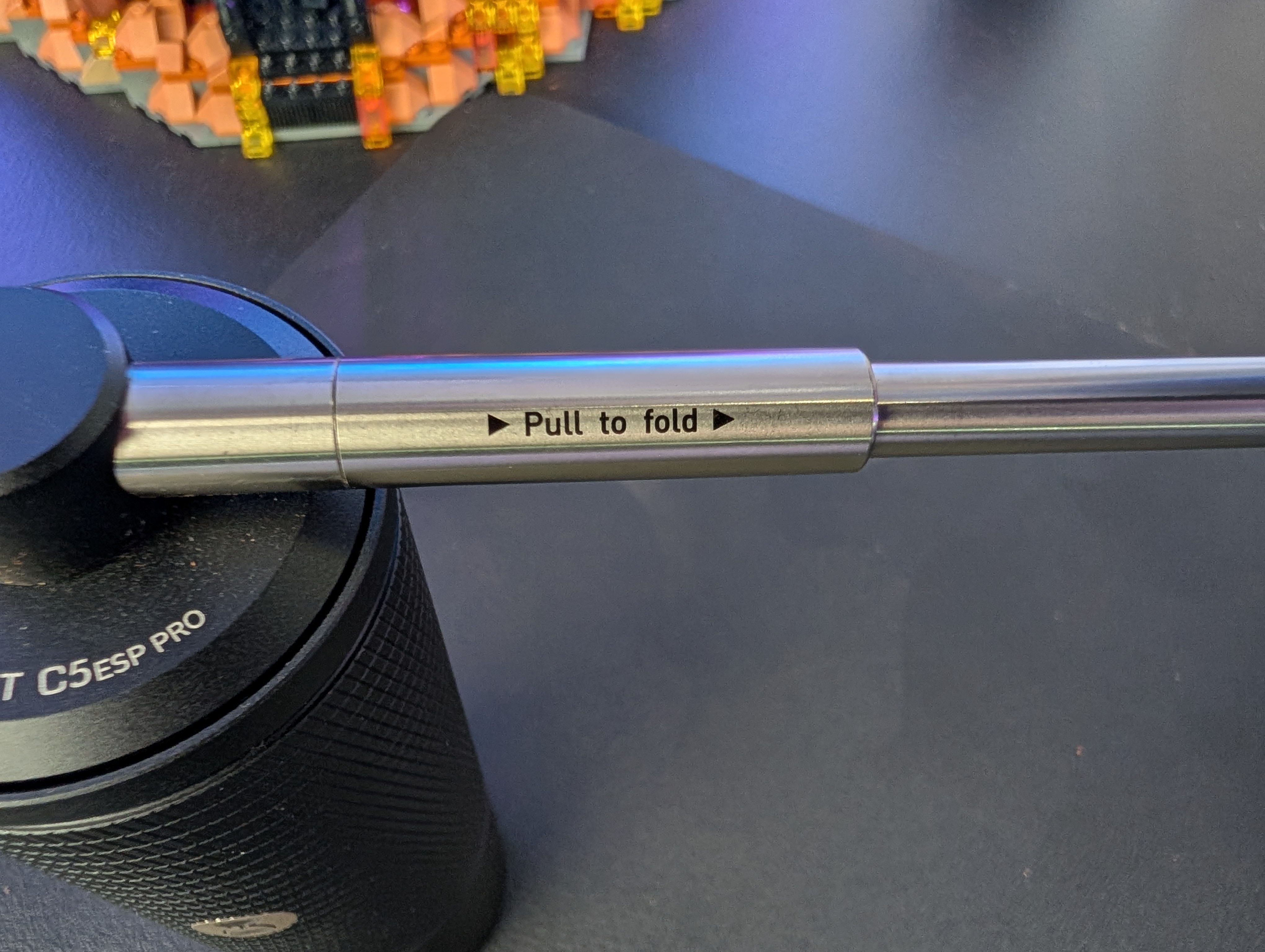 Folding handle