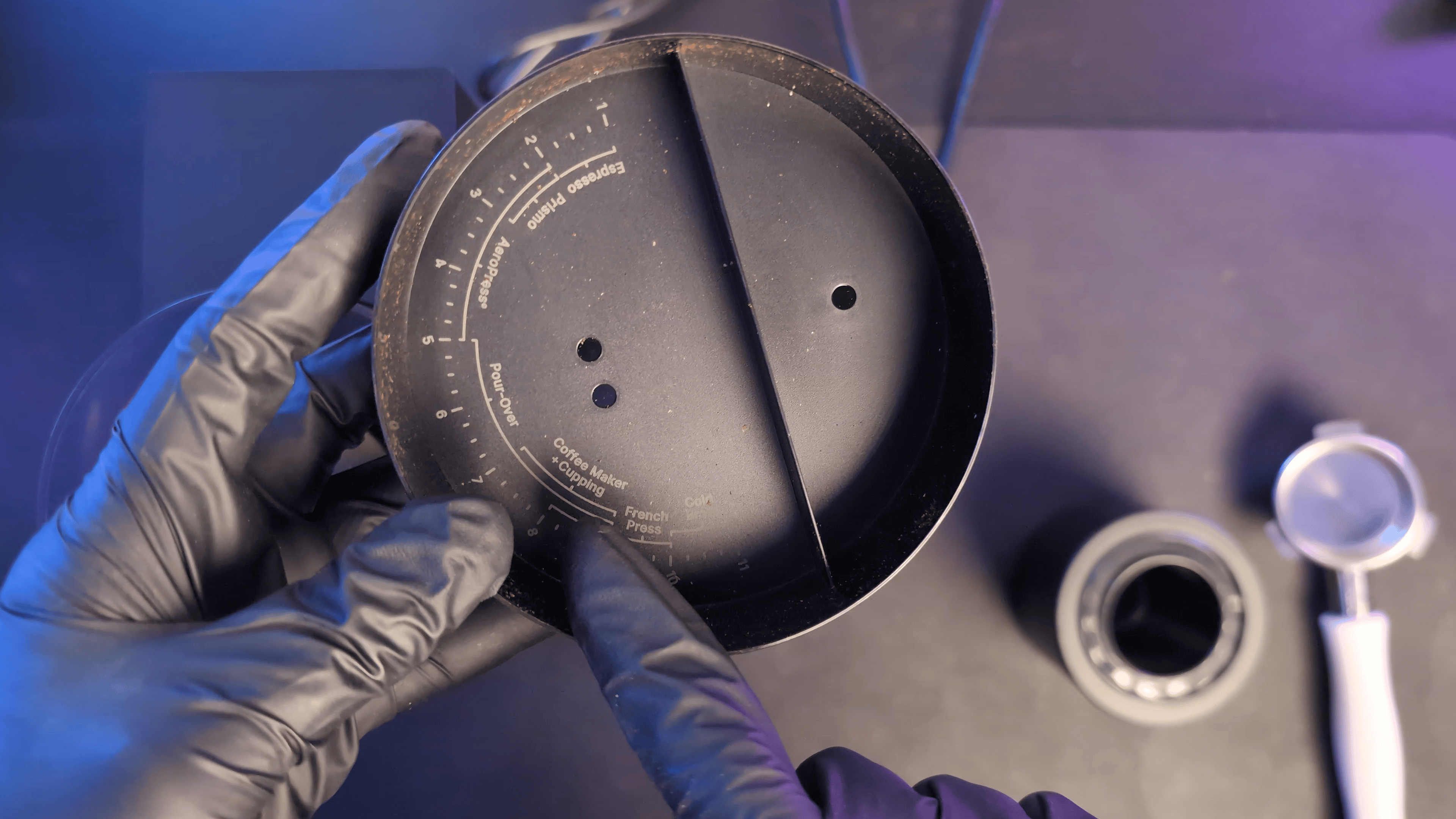 hopper lid for measuring